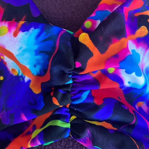 Fused Hawaii XXXL Bikini Top - Picture 6 of 11